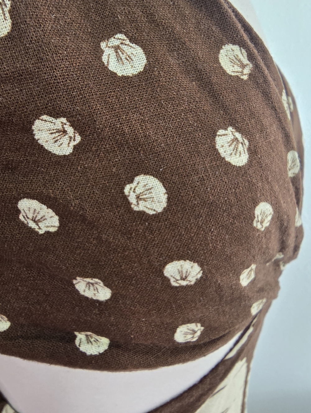 Abercrombie & Fitch Brown and Cream Shell-Print Maxi Dress - Picture 11 of 12